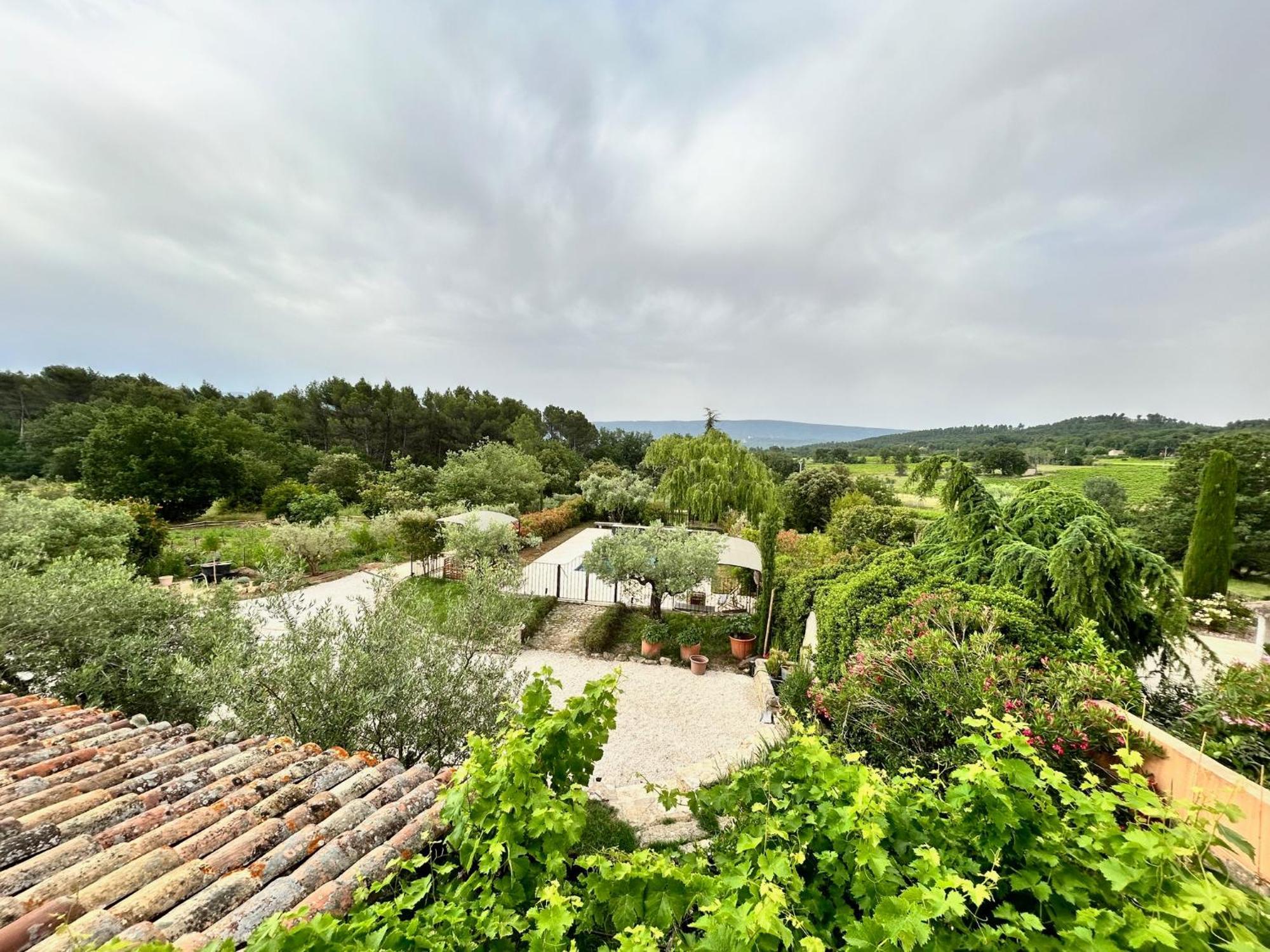 Hotel Les Cachots Roussillon en Isere Zewnętrze zdjęcie